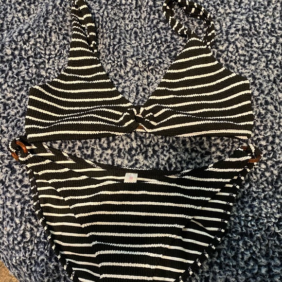 Top/bottom bikini set - Picture 1 of 1